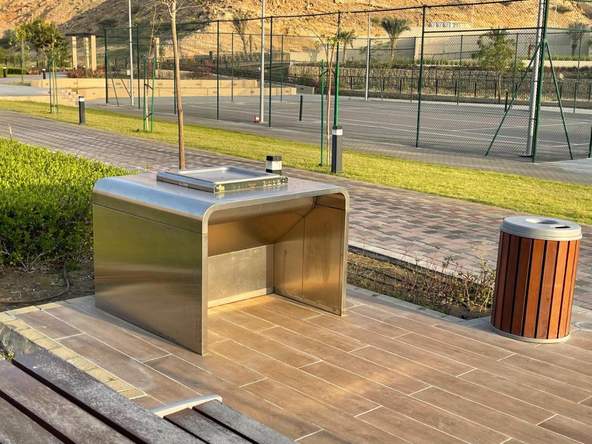 Stylish Apartment With A Jacuzzi Μουσκάτ Εξωτερικό φωτογραφία