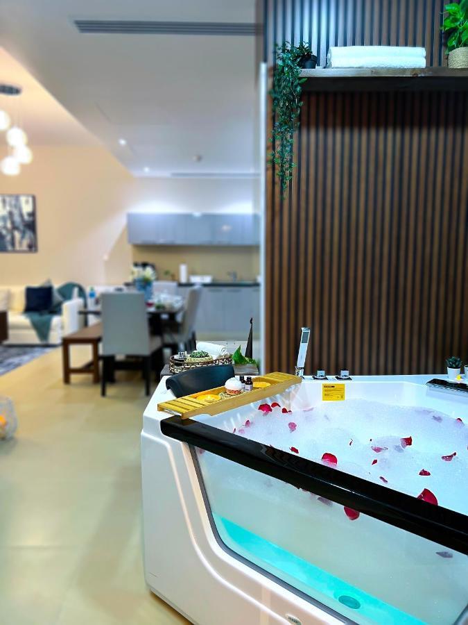 Stylish Apartment With A Jacuzzi Μουσκάτ Εξωτερικό φωτογραφία